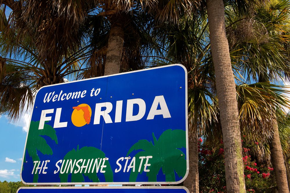 Guide to Telemedicine in Florida (Laws, Policies & More)